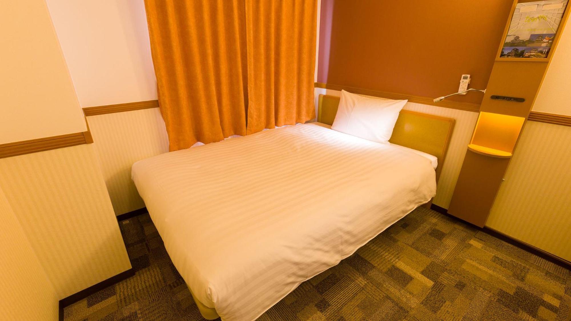 Toyoko Inn Toyohashi Eki Higashi Guchi Chambre photo