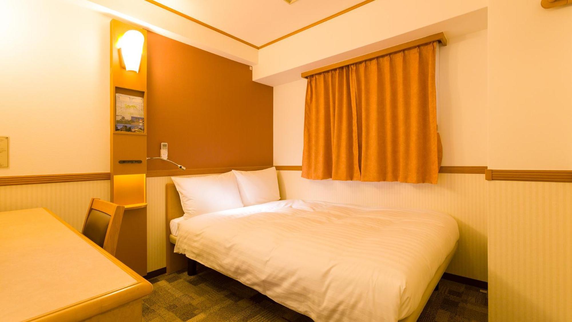 Toyoko Inn Toyohashi Eki Higashi Guchi Chambre photo