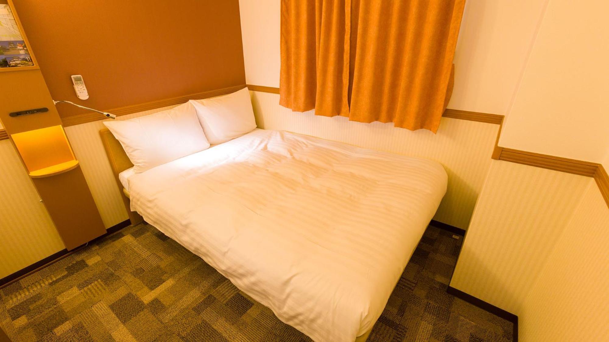 Toyoko Inn Toyohashi Eki Higashi Guchi Chambre photo